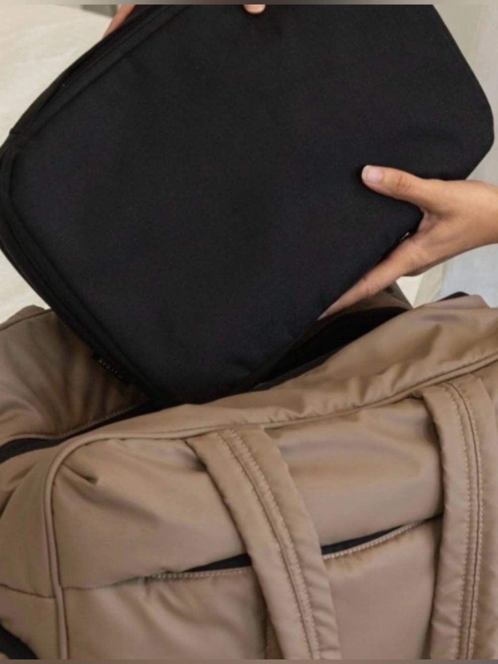 Calpak Medium Compression Packing Cubes - Picture 4 of 12